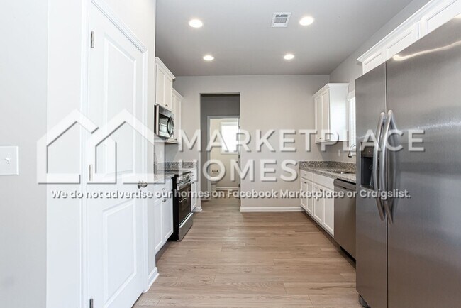 Building Photo - 227 W L Miller Dr