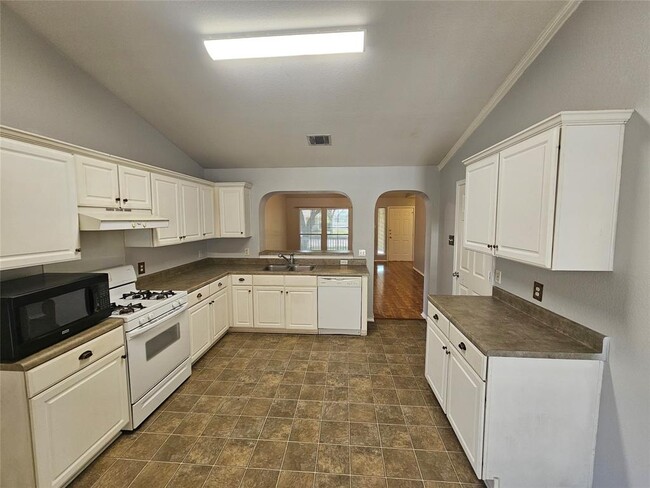 Building Photo - 4211 Mather