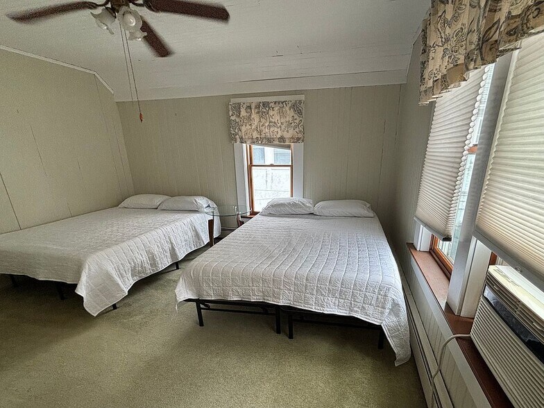 Building Photo - 1511 River Rd