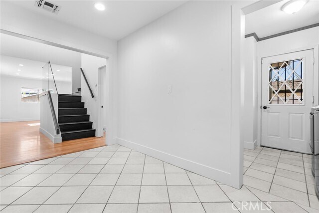 Building Photo - 11001 Collett Ave