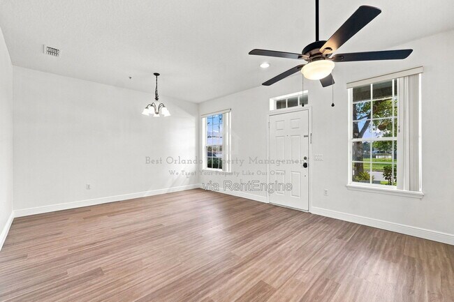 Building Photo - 10402 Eastpark Lake Dr