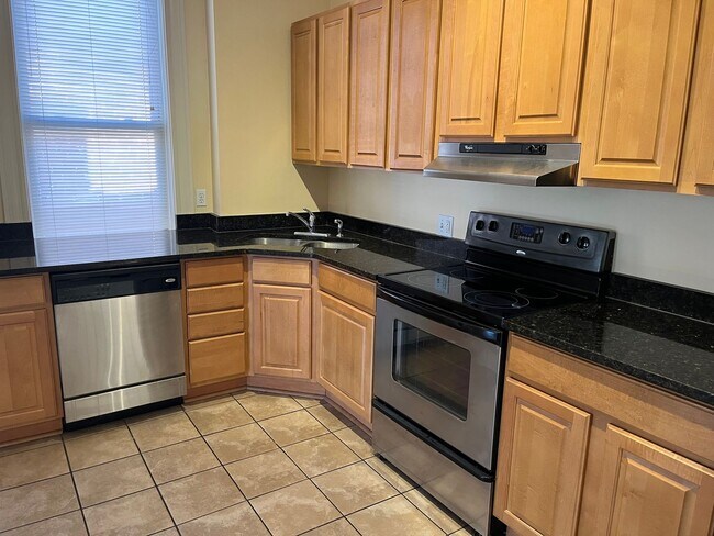 Building Photo - 4188LC Manchester Ave