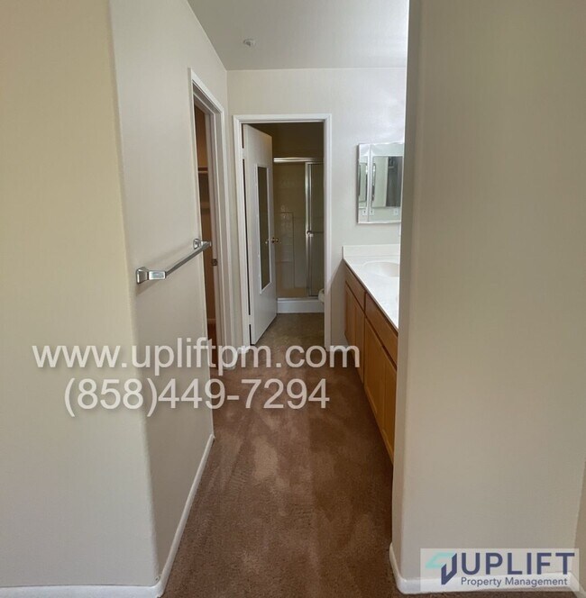 Building Photo - 819 Mimosa Creek Ln