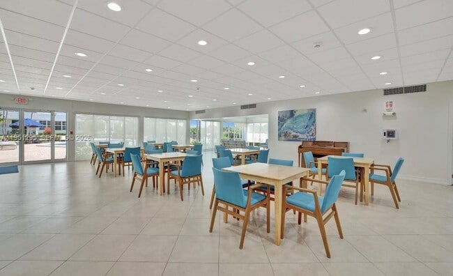 Building Photo - 1170 N Federal Hwy