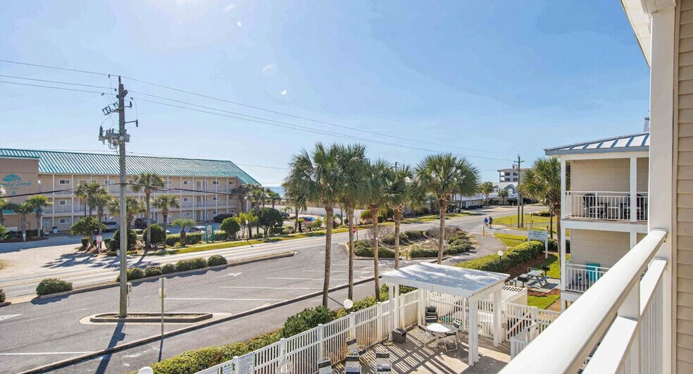 Building Photo - 3191 Scenic Hwy 98