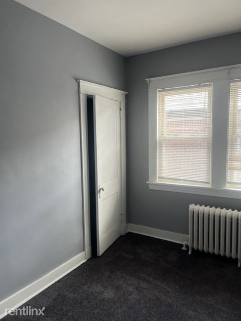 Building Photo - 3 br, 1.5 bath House - 903 Adelaide Street