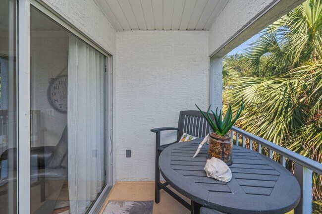 Building Photo - 4276 Calinda Ln