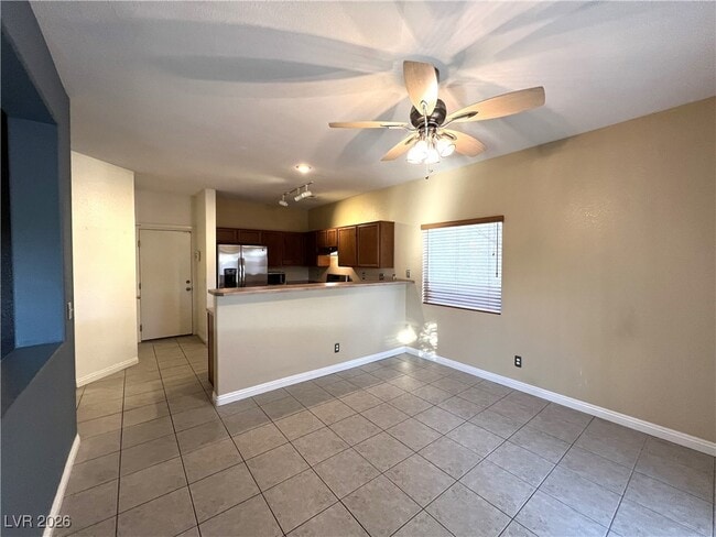 Building Photo - 9145 Murmuring Tide Ave