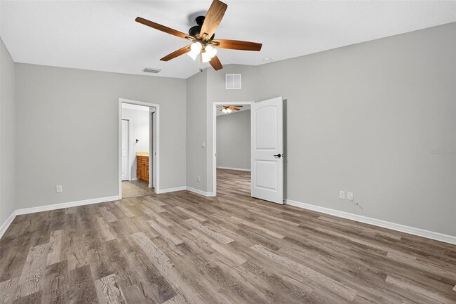 Building Photo - 421 San Lorenzo Ct