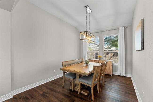 Building Photo - 112 Coral Bean Way