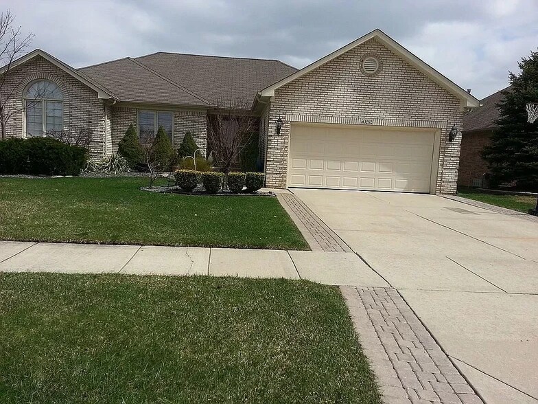 Primary Photo - 50262 Barrett Dr