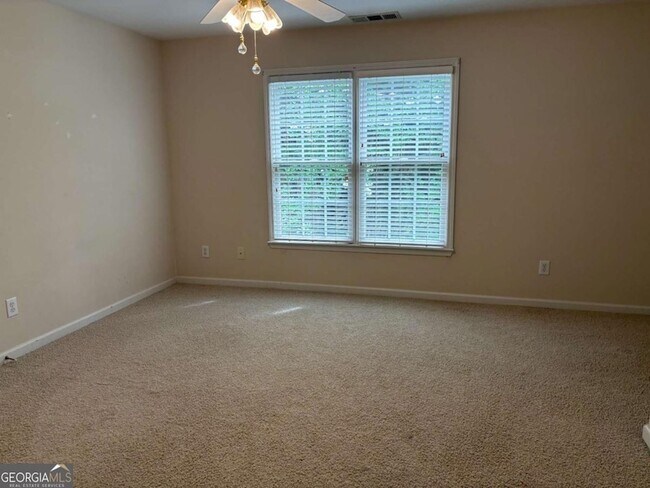 Building Photo - 3755 Ridgeside Ct