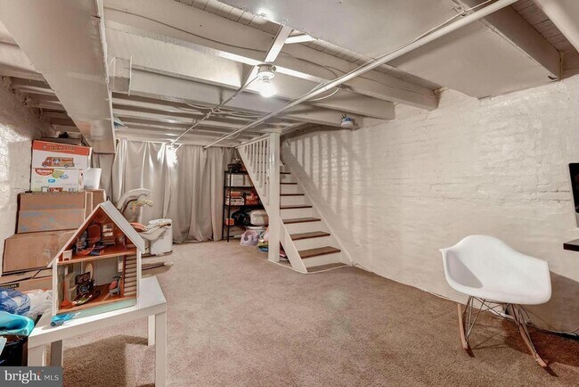 Building Photo - 107 N Glover St