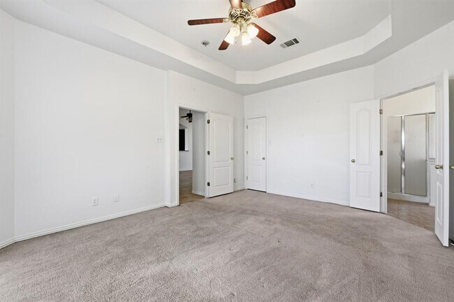 Building Photo - 1665 Amberwood Loop