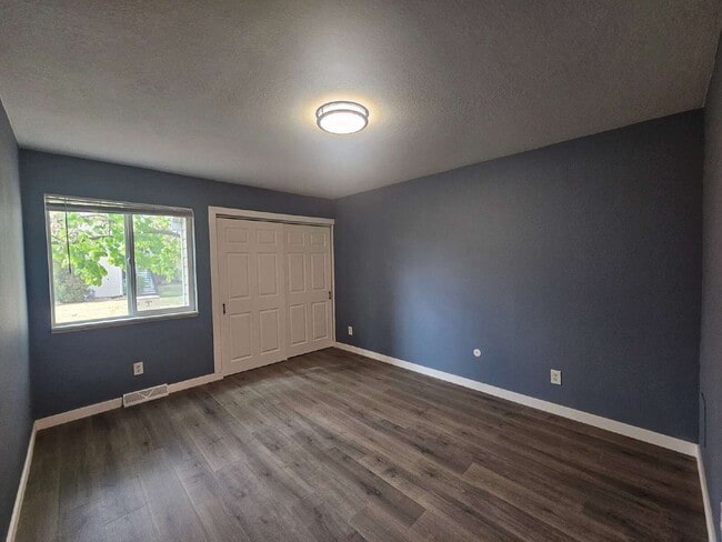 Building Photo - 2618 S Xanadu Way