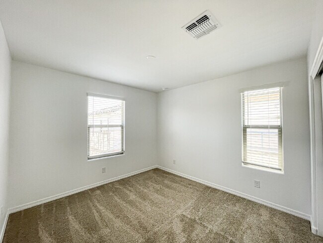Building Photo - 4239 S 58th Ln