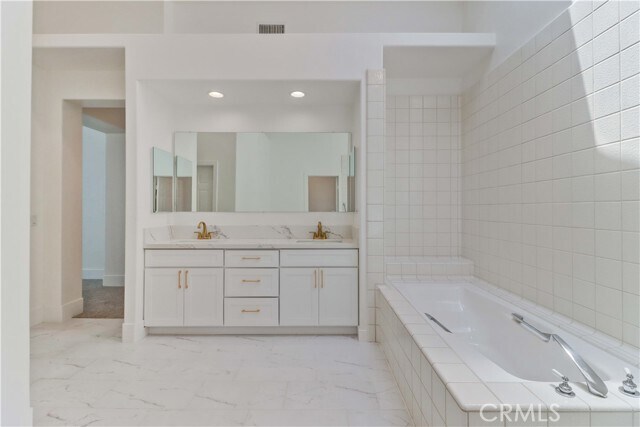 Building Photo - 10120 Orange Blossom Cir