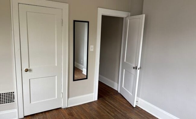 Building Photo - 149 Clarendon Ave