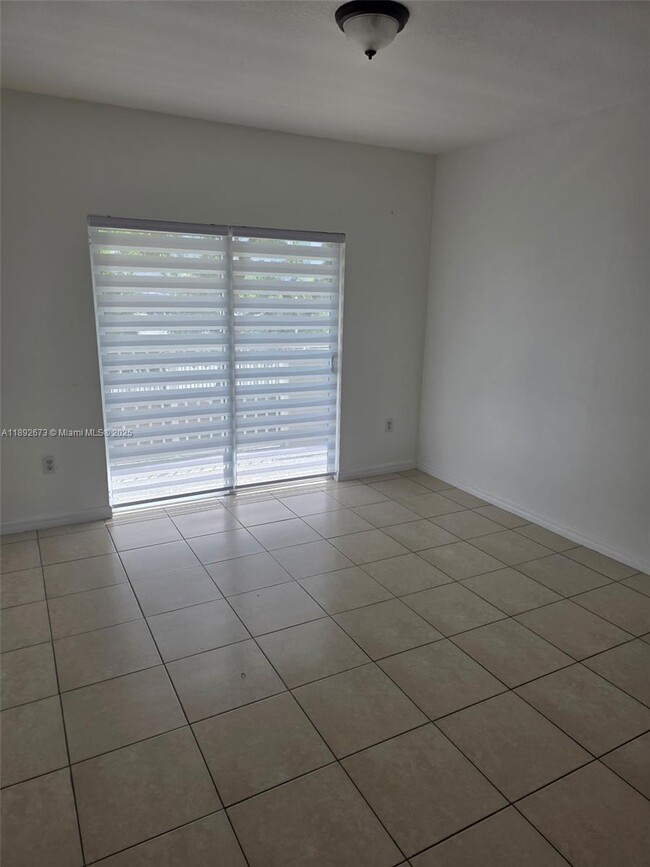 Building Photo - 11060 SW 196th St
