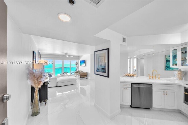 Building Photo - 6767 Collins Ave