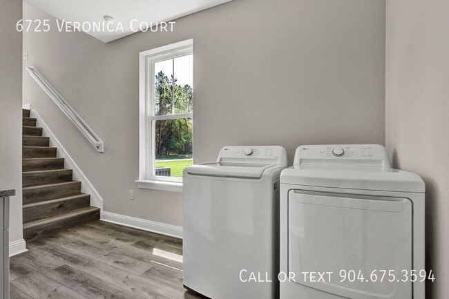 Building Photo - 6725 Veronica Ct