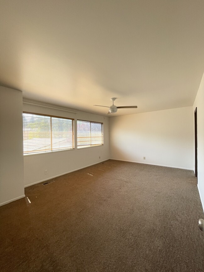 Building Photo - 1871 Monterey Dr