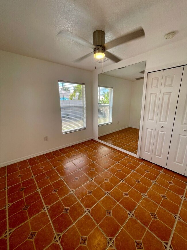 Building Photo - 3BR/2BA Home + 2-Car Garage – $500 Move-In...