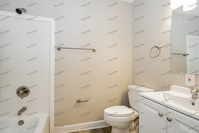 Building Photo - 3036 Wadsworth Ct