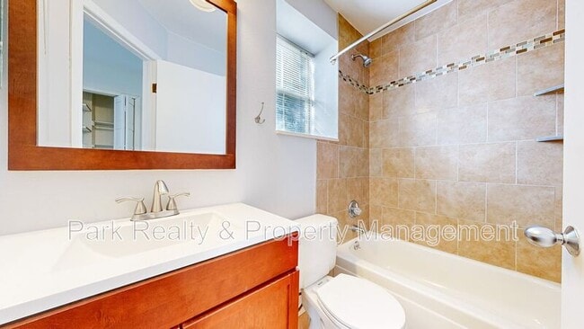 Building Photo - 1300 Garfield St