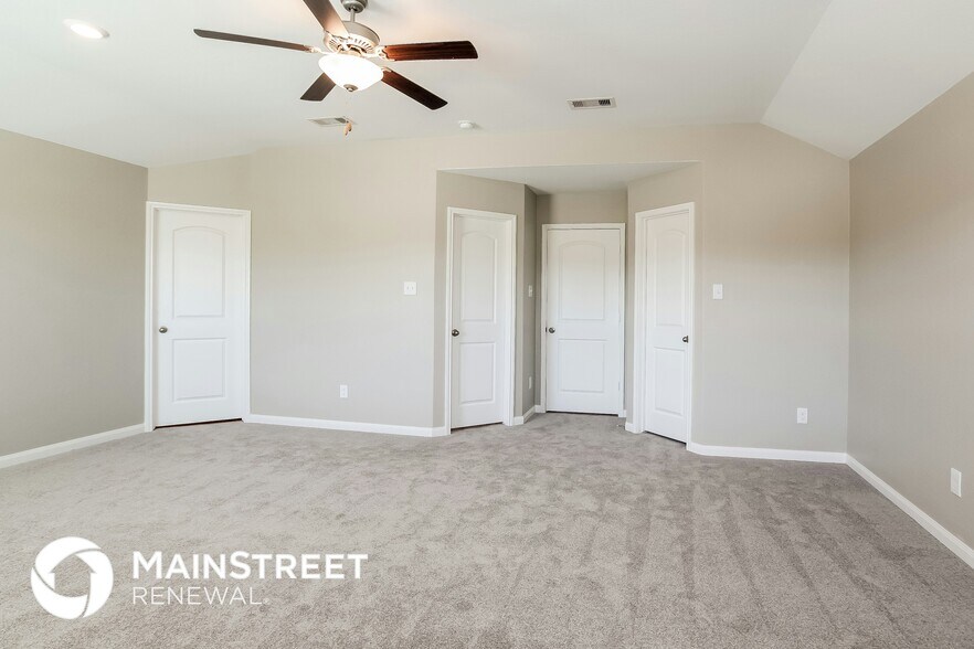 Building Photo - 27064 Leonardo Dr