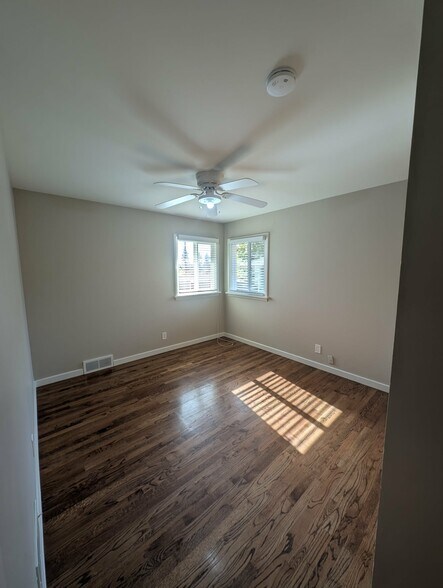 Bedroom 2 - 2907 W Princeton Ave