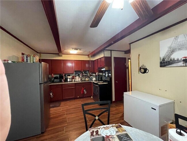 Building Photo - 2450 Copernicus St