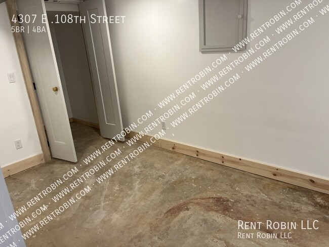 Building Photo - 4307 E .108th Street-