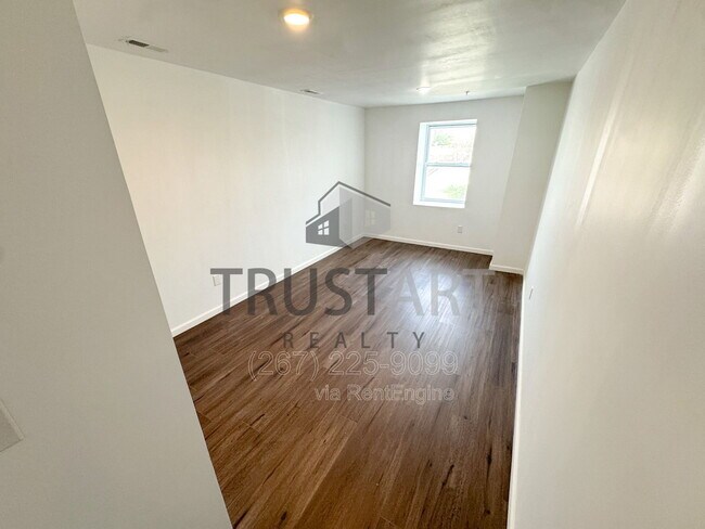 Building Photo - 2317 N 15th St