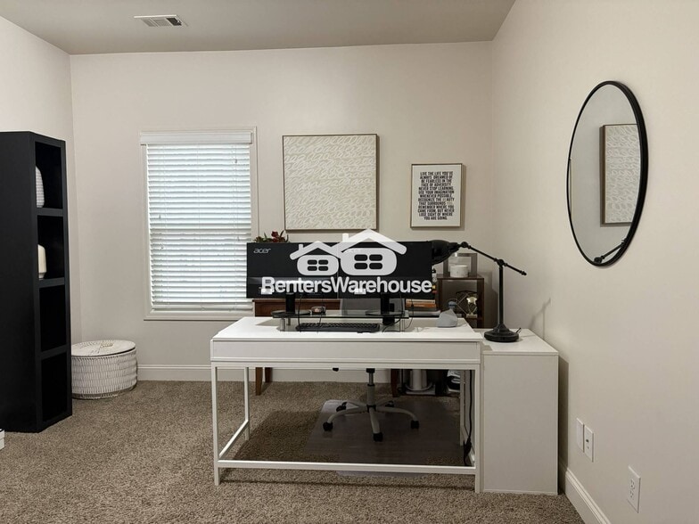 Building Photo - 4581 River Hill Cir