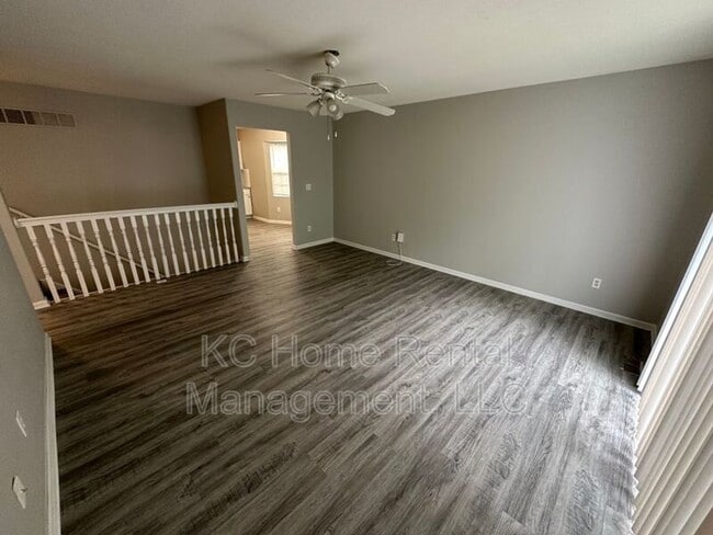 Building Photo - 8201 Woodson Dr