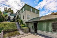 Building Photo - Walking distance to UCLA!