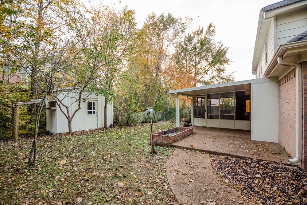 Building Photo - 8853 Dewberry Ln