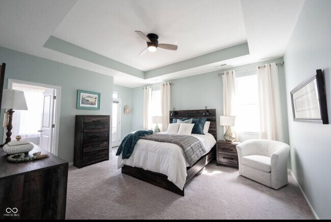Building Photo - 1099 Valentine Ln