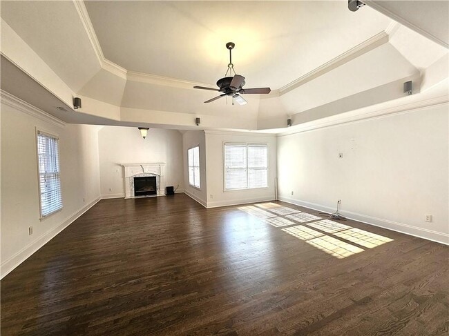 Building Photo - 735 Westwind Ln