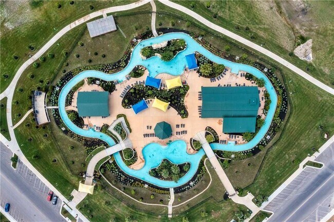 Building Photo - 273 Everglade Dr