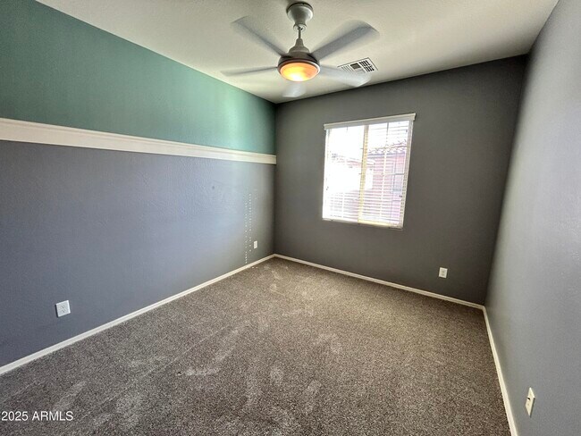 Building Photo - 9123 W Meadow Dr