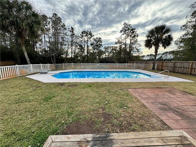 Building Photo - 183 Wood Crest Cir