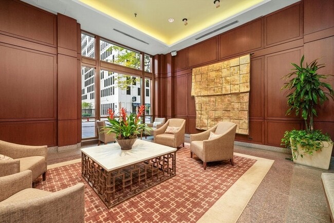 Building Photo - 401 E Ontario St