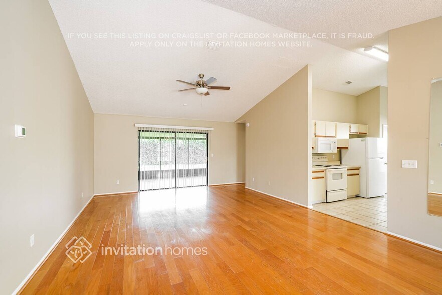 Building Photo - 8916 Bayaud Dr