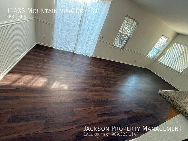 Building Photo - 11433 Mountain View Dr