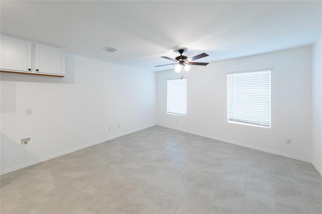 Building Photo - 230 Sunflower St