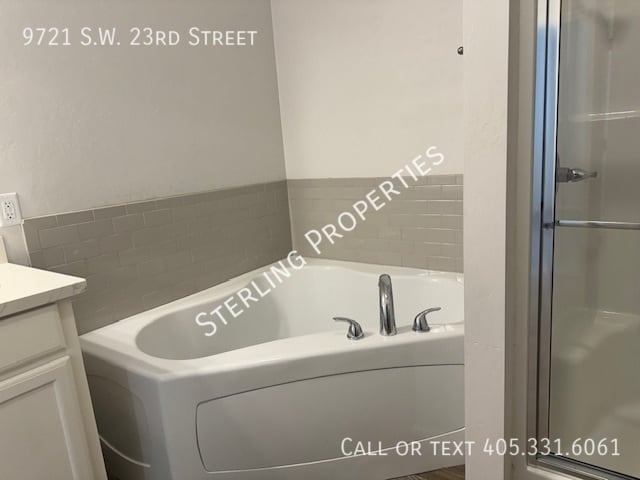 Building Photo - 9721 SW 23rd St