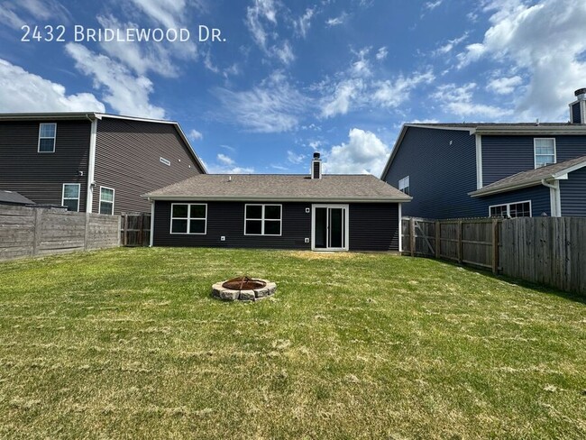Building Photo - 2432 Bridlewood Dr