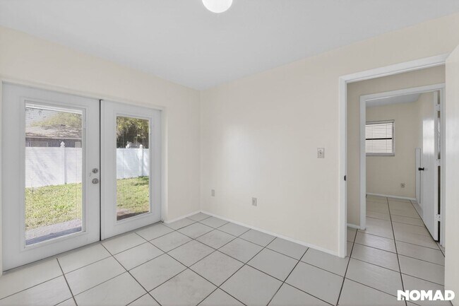 Building Photo - 253 Glenwood Ave